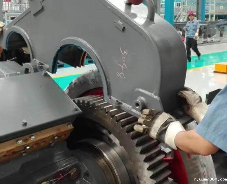 1683683157158895.jpg 铁路齿轮箱.jpg